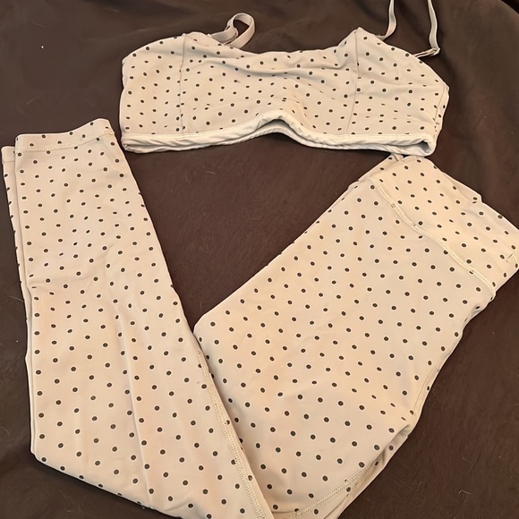 ECHT - Picture 2 of 2